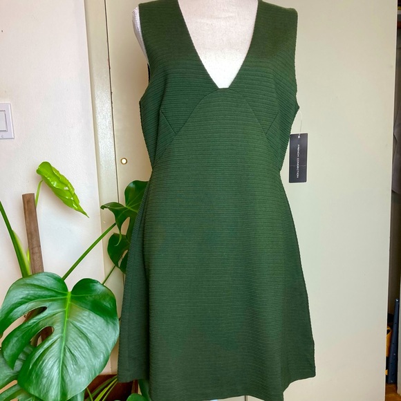 green emerald velvet dress French Connection Birdie Linen Squar Neck Dress - Green